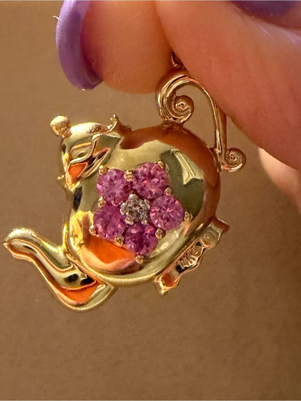 14k 3D Teapot with Natural Pink Sapphire & Diamond